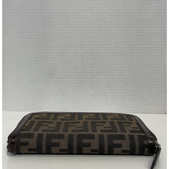 Fendi wallet - Picture 5 of 7